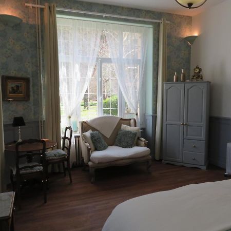 Chambres D'Hotes Chateau De Viviez Exterior photo