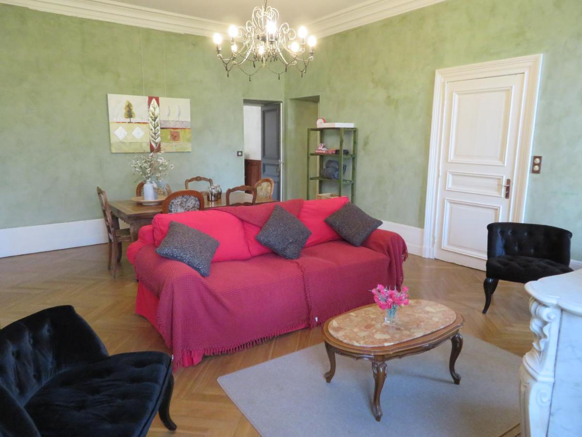 Chambres D'Hotes Chateau De Viviez Exterior photo